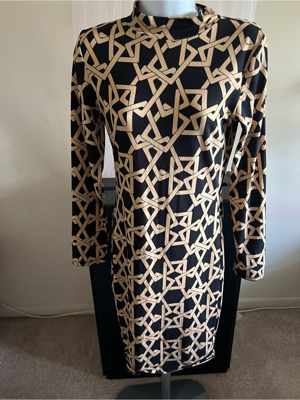 Absolutely Black and Beige Geometric Long Sleeve Dress